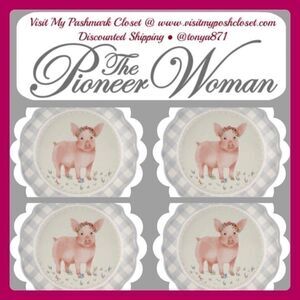 🦋 New Pioneer Woman Novelty Pig Appetizers 7"d Gray Gingham Plates - Set of 4